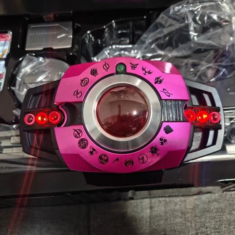 Cosplay Prop Display - 재고 있음 가면라이더 데카이드 CSM 8.0